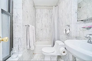 Rented by Living New York