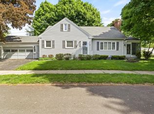 108 Paxton Rd, Rochester, NY 14617