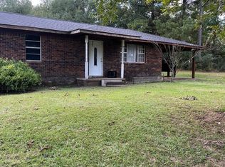 2154 Varnado Rd, Osyka, MS 39657
