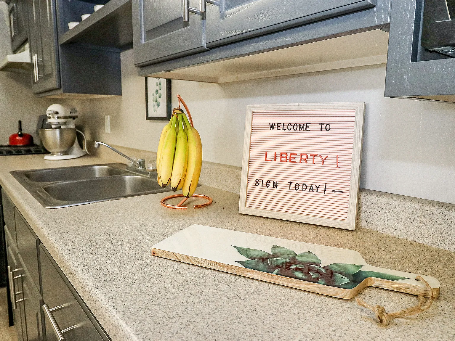 Liberty on Eighth — Photo 3