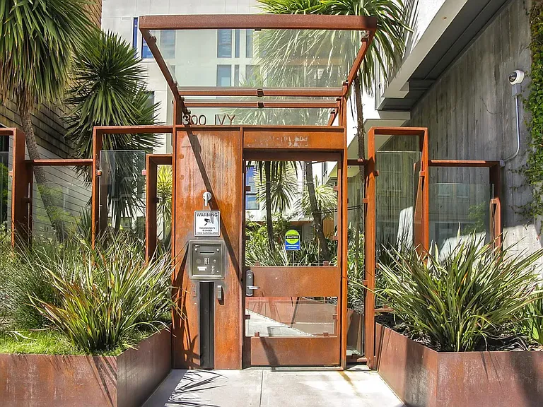 300 Ivy St #511 — Photo 11