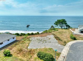 97912 Sea Court Ln #7, Brookings, OR 97415