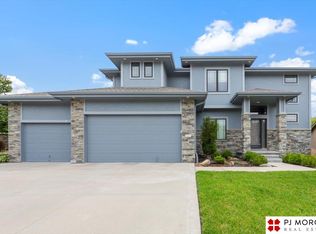 1611 S 211th St, Elkhorn, NE 68022