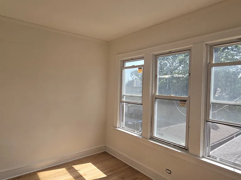 8751 S Loomis St #2 — Photo 5