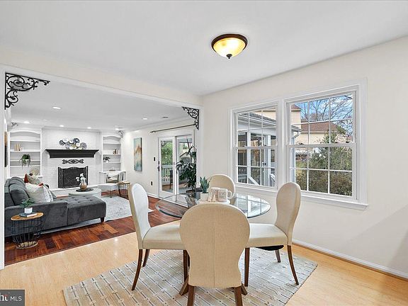 3rd image of 7596 Ruxton Dr