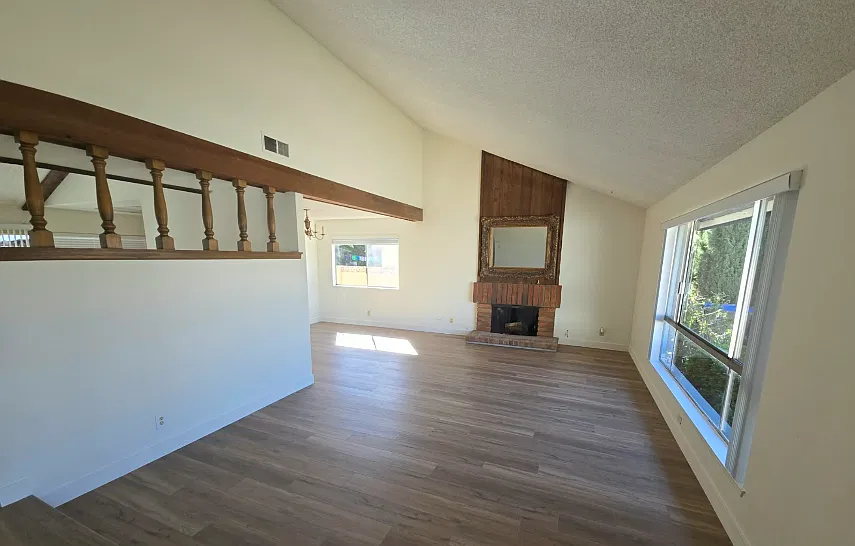 4 bed, 1826 sqft, $3,895 — Photo 1