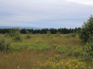 61 Main St, Stockholm, ME 04783