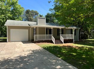 395 Dallas Rd, Dallas, GA 30157