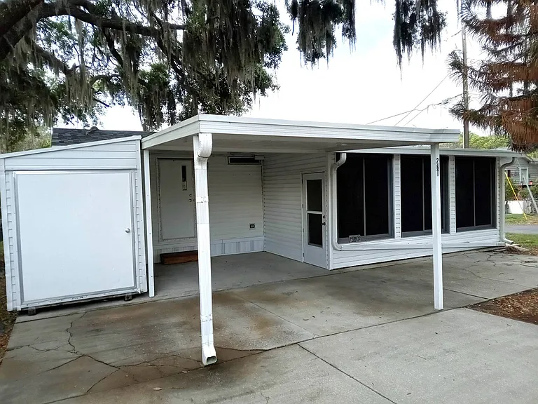 753 W Main St #26T — Photo 2