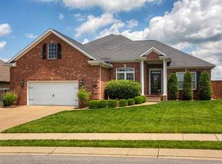 4530 Fieldcrest Place Cir, Newburgh, IN 47630