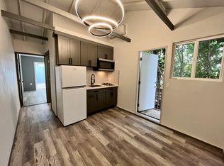 7353 Jamieson Ave, Reseda, CA 91335