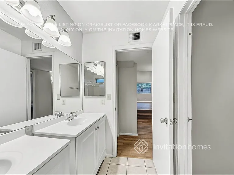 1615 W Curry Dr — Photo 5