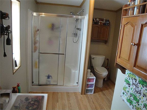 5th image of 306 Shadow Hill Ln
