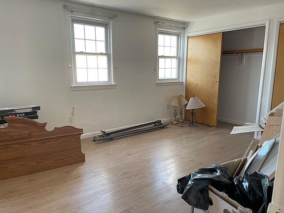 3rd image of 52-51 72nd Pl Floor 2