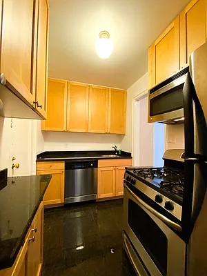 Rented by Corcoran | media 3