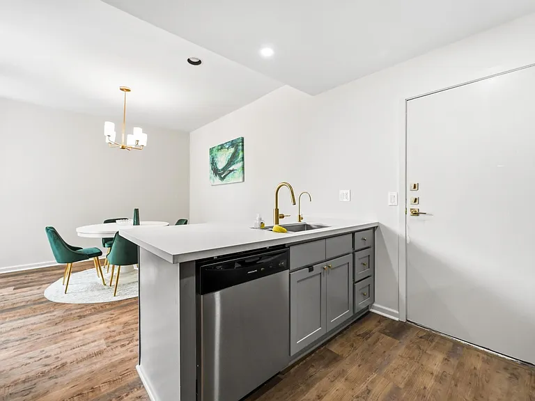 1116 Bering Dr #25 — Photo 18