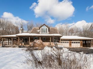 215 Silver St, Granville, MA 01034