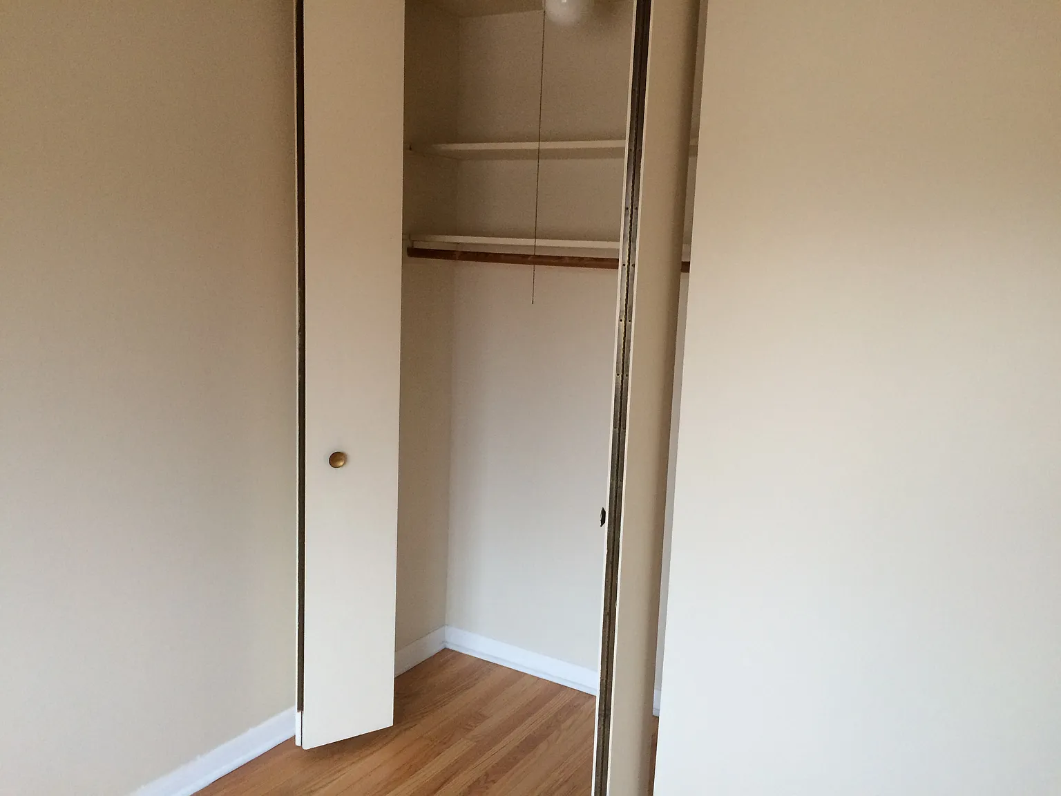 2 bed, 890 sqft, $1,450 — Photo 4