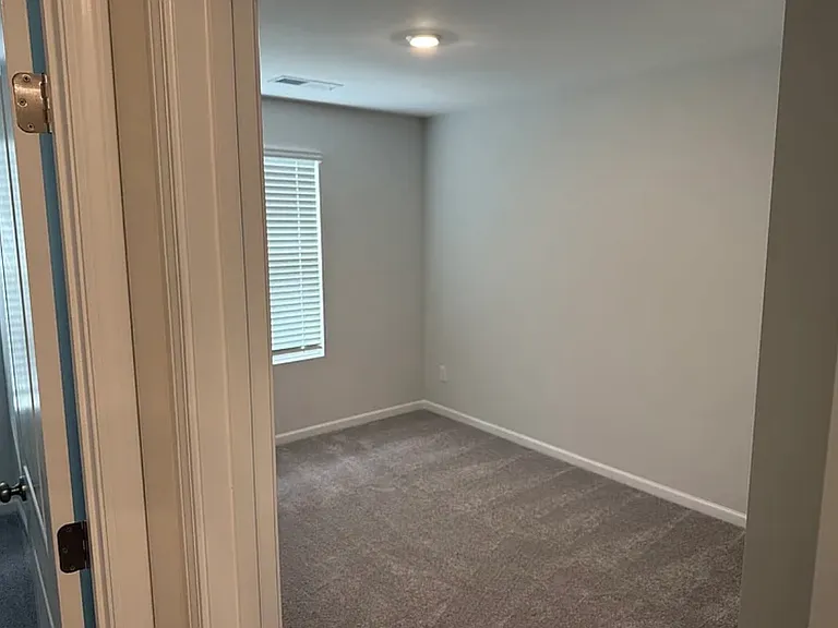 973 Lodgepole Ln — Photo 7