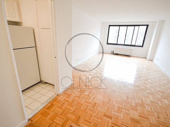 2nd image of 25 W 132nd St APT 17H
