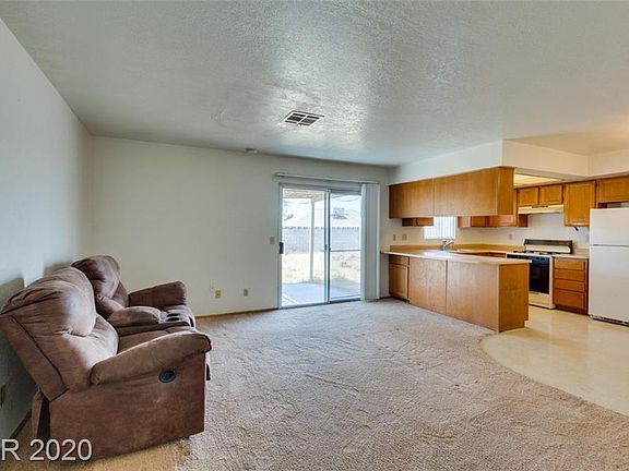 3rd image of 505 Bastanchury Ave