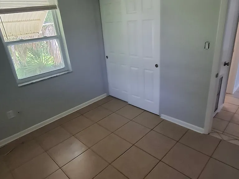 2216 Anne Ave — Photo 14