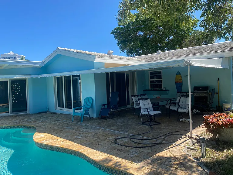 1973 Windward Dr — Photo 3