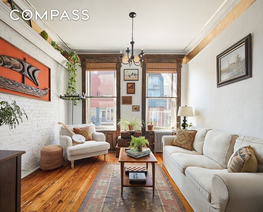 1st image of 633 E 11th St APT 17