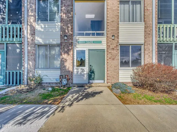 1603 Summit Pointe Dr, Scranton, PA 18508