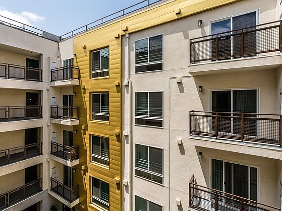 5th image of 2939 W Leeward Ave #407