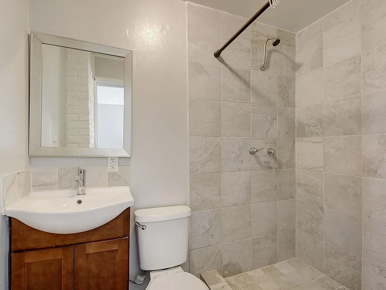 903 Shoal Cliff Ct — Photo 45