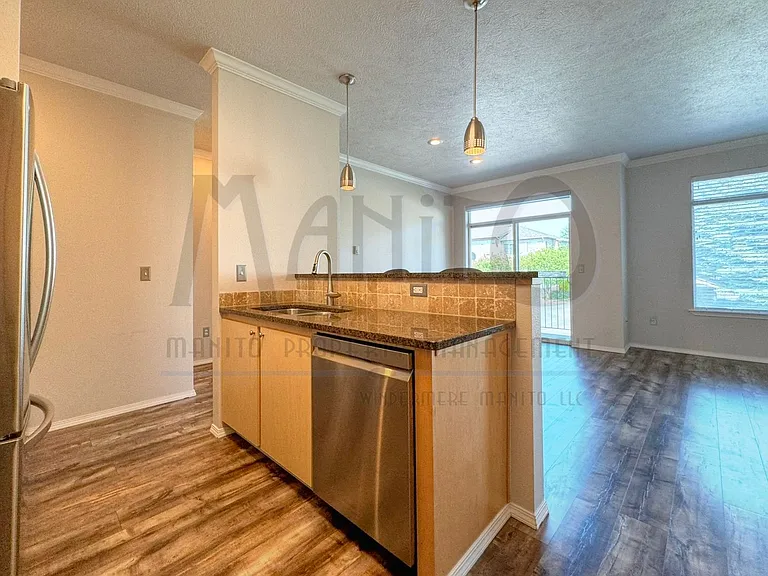 22855 E Country Vista Dr #405 — Photo 7