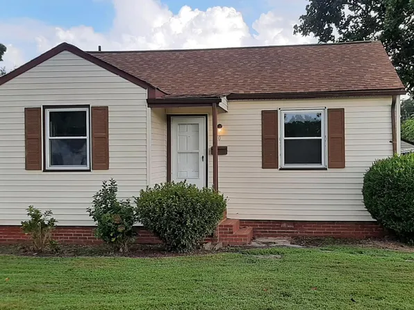 10 Fontaine Rd, Newport News, VA 23601