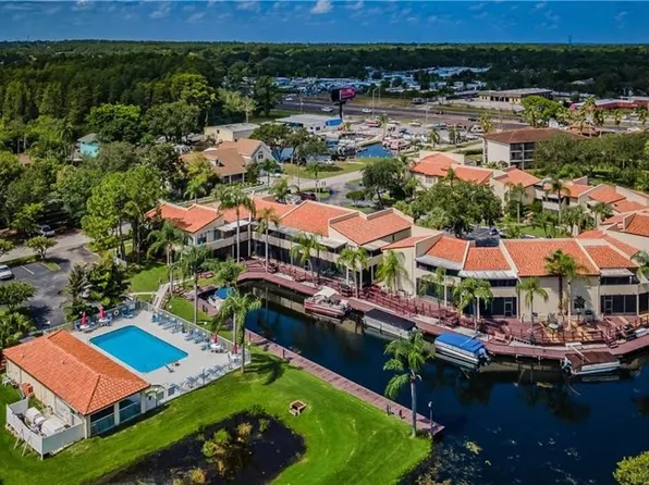 2571 Cyprus Dr, Palm Harbor, FL