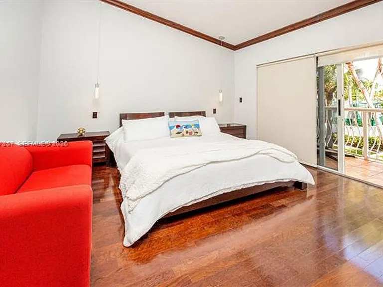 20935 NE 37th Ct #Townhouse 20935 — Photo 34
