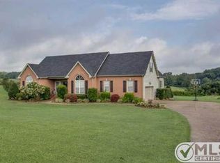 264 Eastside Rd, Burns, TN 37029