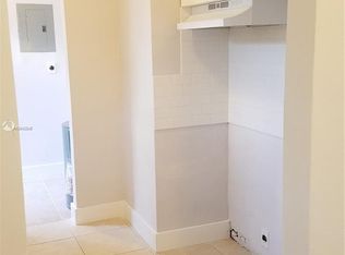 3191 Plaza St #1, Coconut Grove, FL 33133