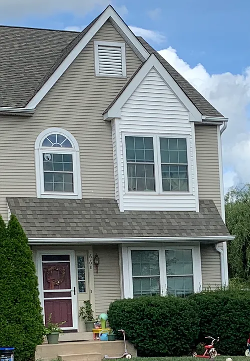 660 Longwood Rd