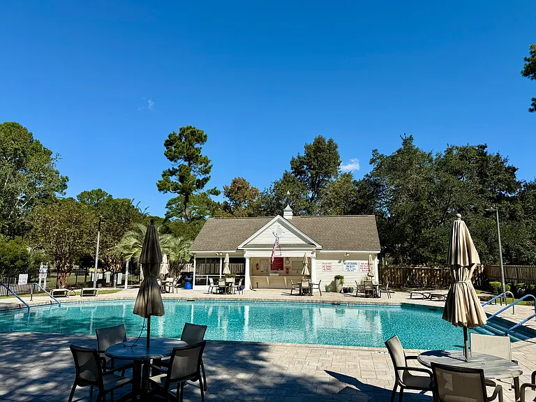 9511 Indigo Club Dr — Photo 28