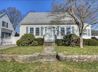 53 Thatcher St, Rumford, RI 02916