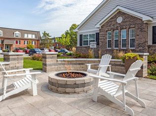 Cypress Place, Elk Grove Village, IL 60007