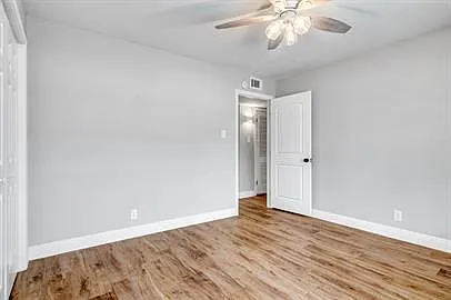 2755 Louisiana St — Photo 5