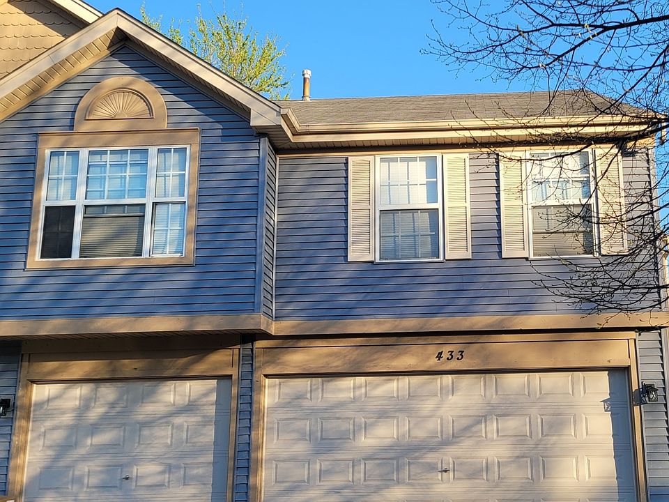 2nd image of 433 Gloria Ln