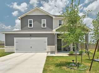 215 Rubrum Rd, Kyle, TX 78640