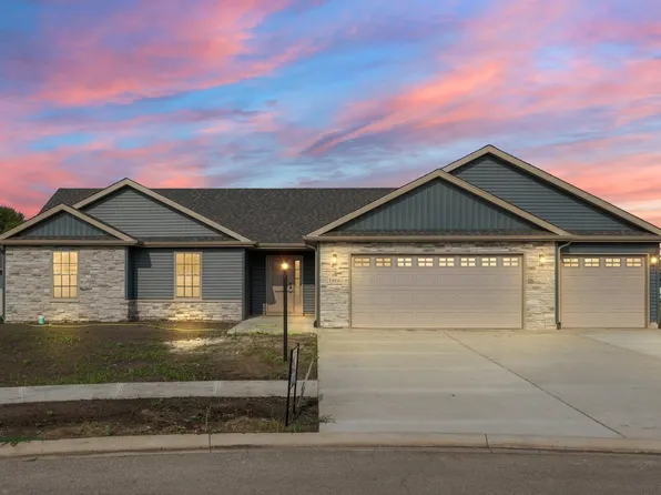 1910 Gardenia St SE, Demotte, IN 46310