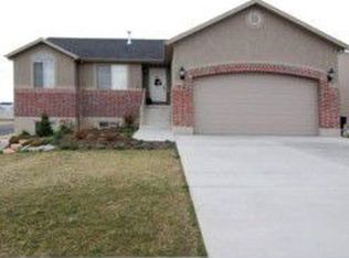 623 N 1500 W, Clinton, UT 84015