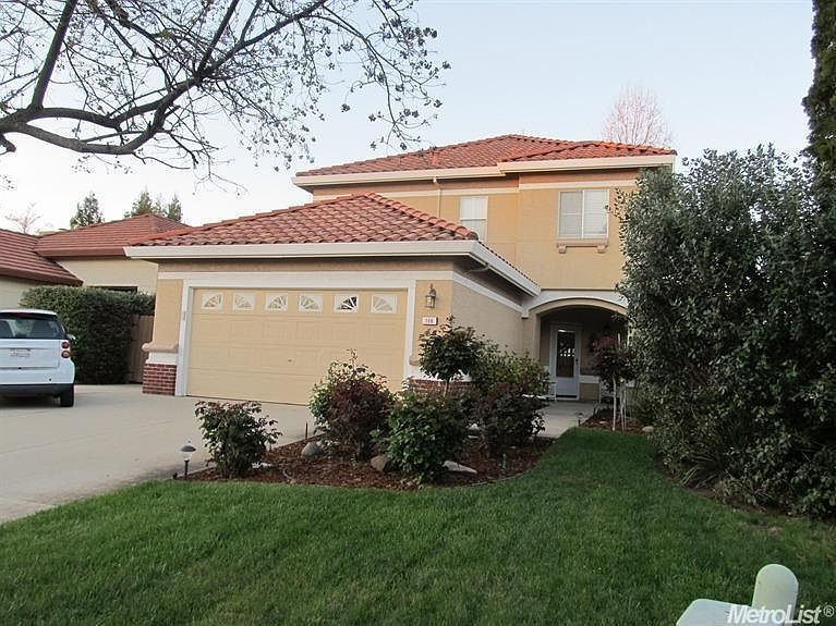 1st image of 106 Lynton Ct