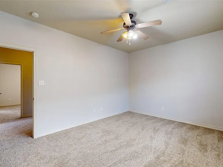 332 Forest Dr — Photo 25