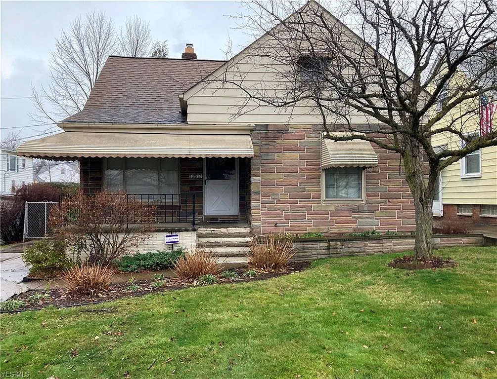 12315 Reindeer Ave photo 1