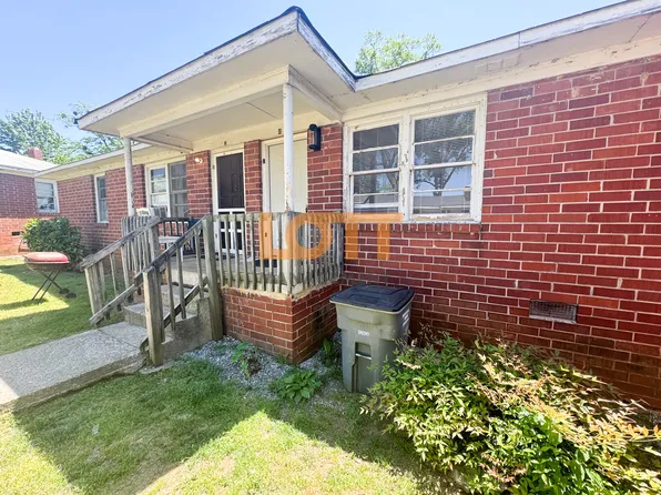 1009 Hampton Ave APT 4, Greenville, SC 29601